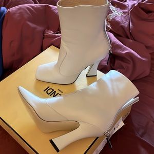 Fendi White Heeled Boots